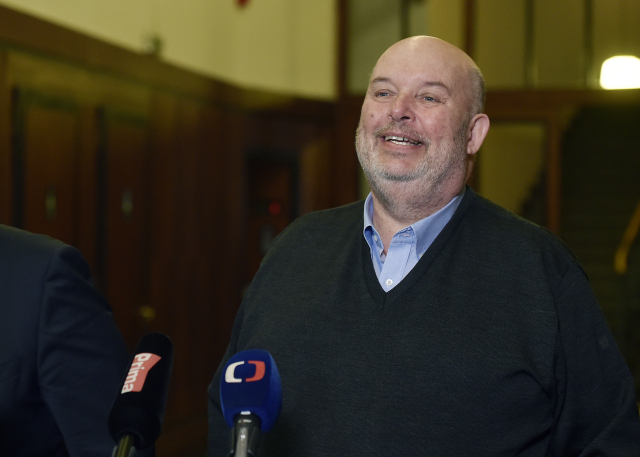Ministr zemědělství Miroslav Toman.