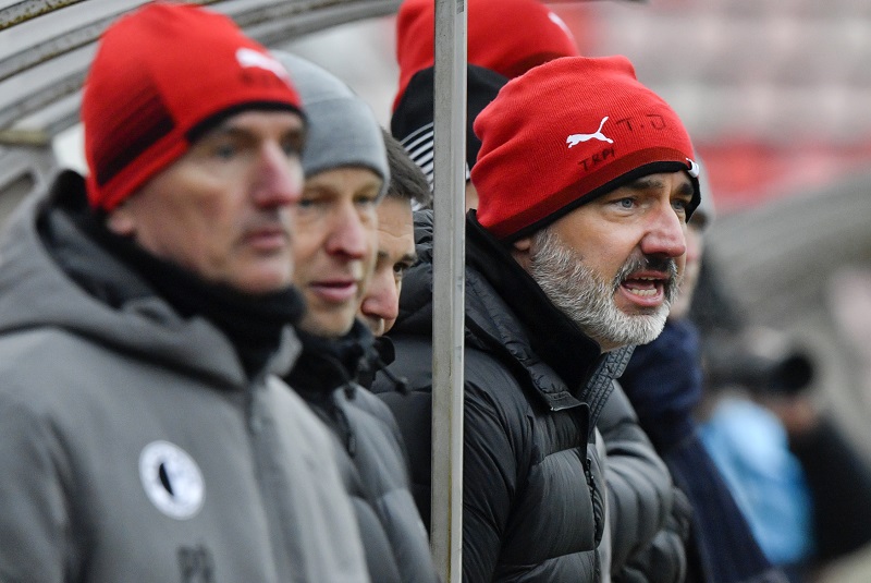 Kouč pražské Slavie Jindřich Trpišovský. 