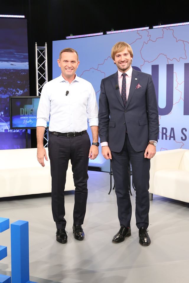 Ministr zdravotnictví v Duelu Jaromíra Soukupa. 