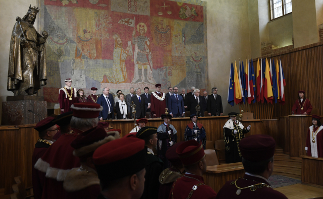 Česká konference rektorů.