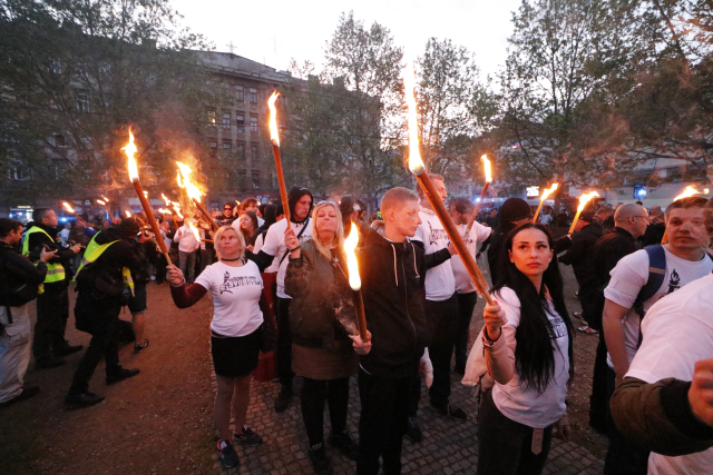 Pochod pravicových radikálů uspořádala Národní a sociální fronta 1. května 2019 v Brně.