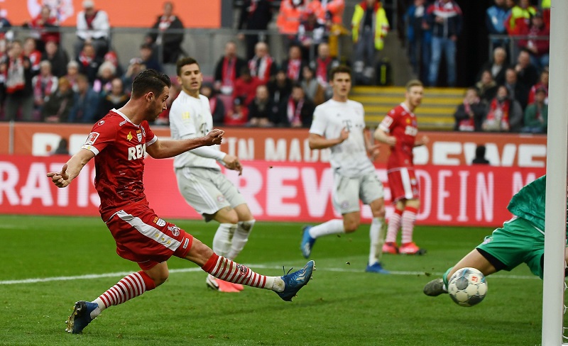 Bayern nedal Lipsku šanci a jde do čela.