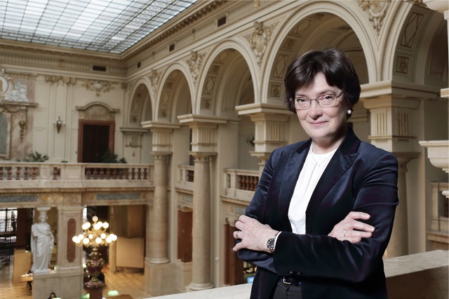 Šéfka Akademie věd Eva Zažímalová je teprve druhou ženou v čele instituce