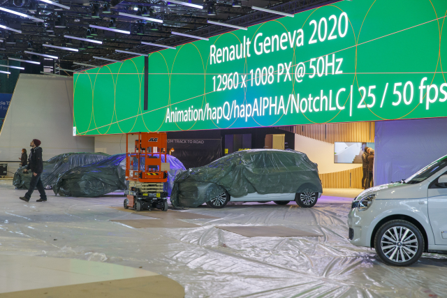 Ženevský autosalon byl zrušen.