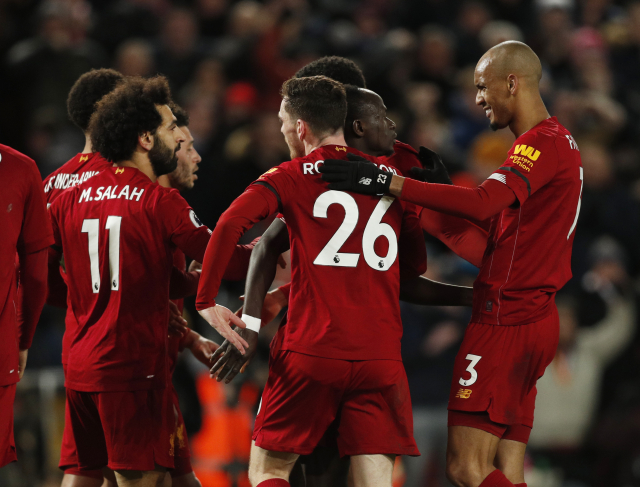 Liverpool může přijít o titul. Na vině je koronavirus