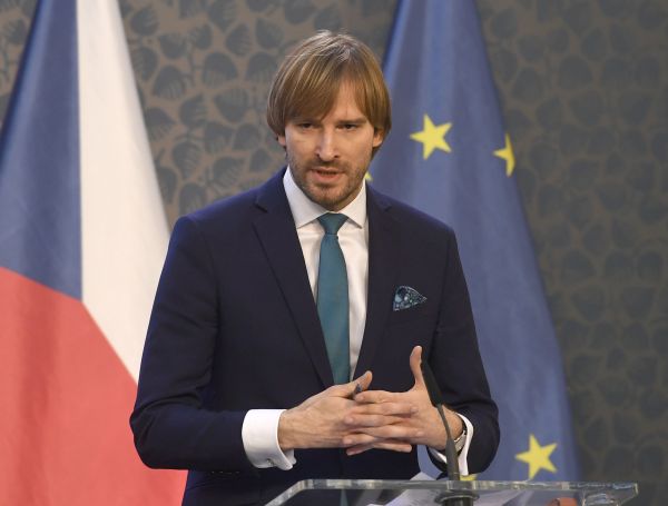 Ministr zdravotnictví Adam Vojtěch.