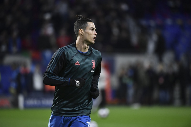 Ronaldo odjel za matkou, jeho start proti Milánu je nejistý.