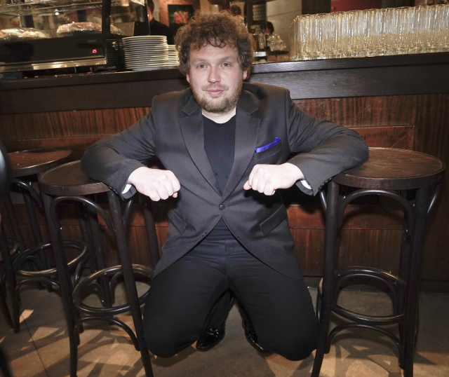 Jeden z režisérů divácky úspěšného dokumentu V síti Vít Klusák. 