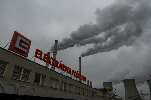 Elektrárna Počerady.