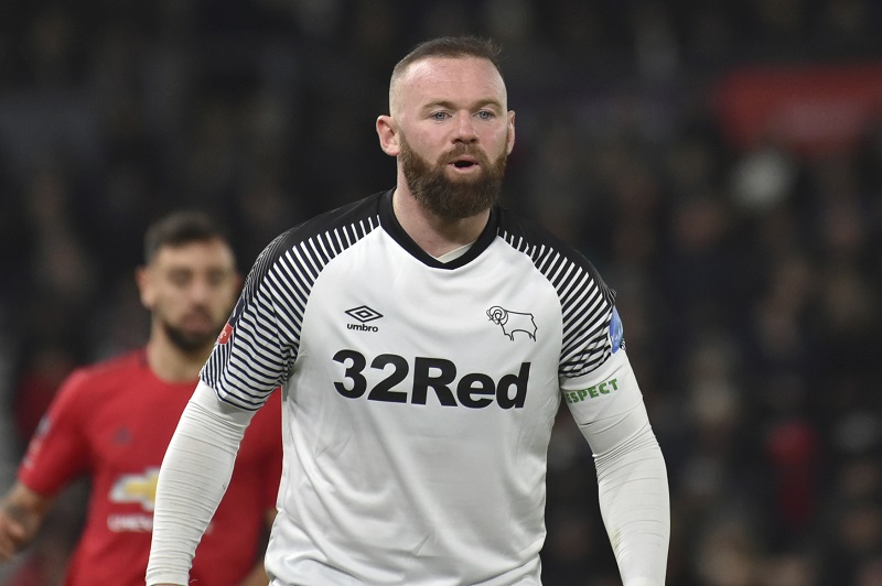 Hráči jako pokusní králíci! Rooney kritizuje vedení anglické ligy.