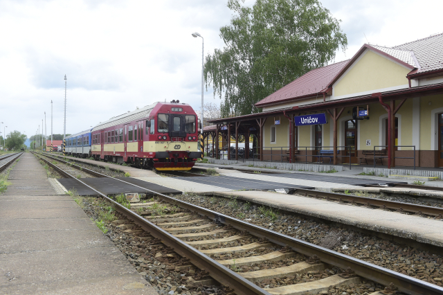Uničovské vlakové nádraží.