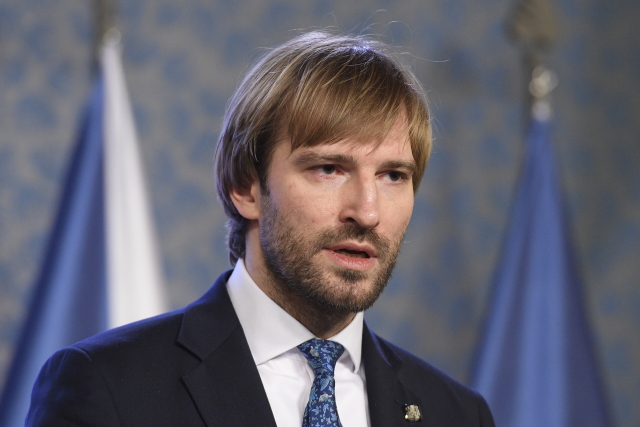 Ministr zdravotnictví Adam Vojtěch.