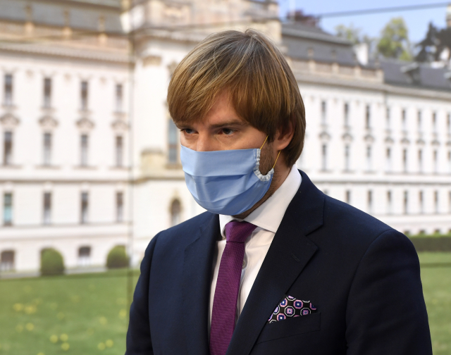 Ministr zdravotnictví Adam Vojtěch.