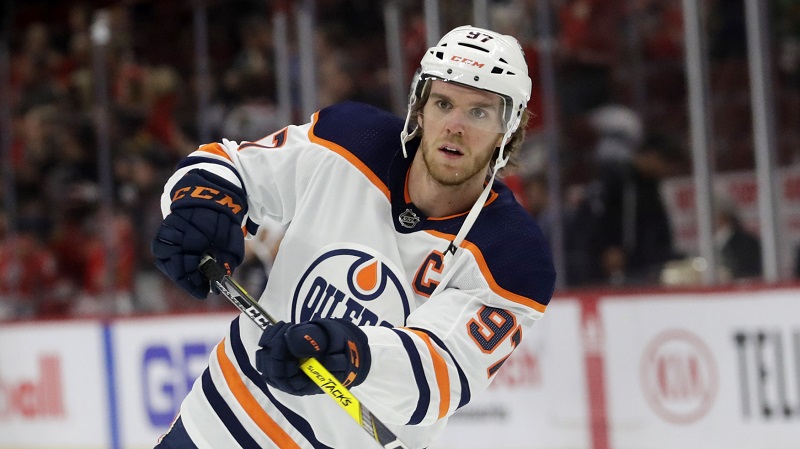 Králem ledu je McDavid. Koho by hráči chtěli opět vidět na ledě?