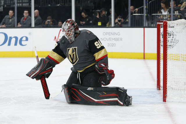 Robin Lehner v dresu Vegas Golden Knights.