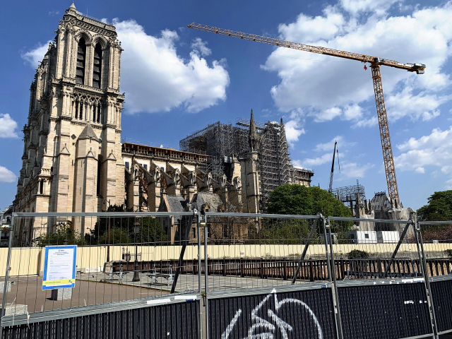 Katedrála Notre-Dame v Paříži.