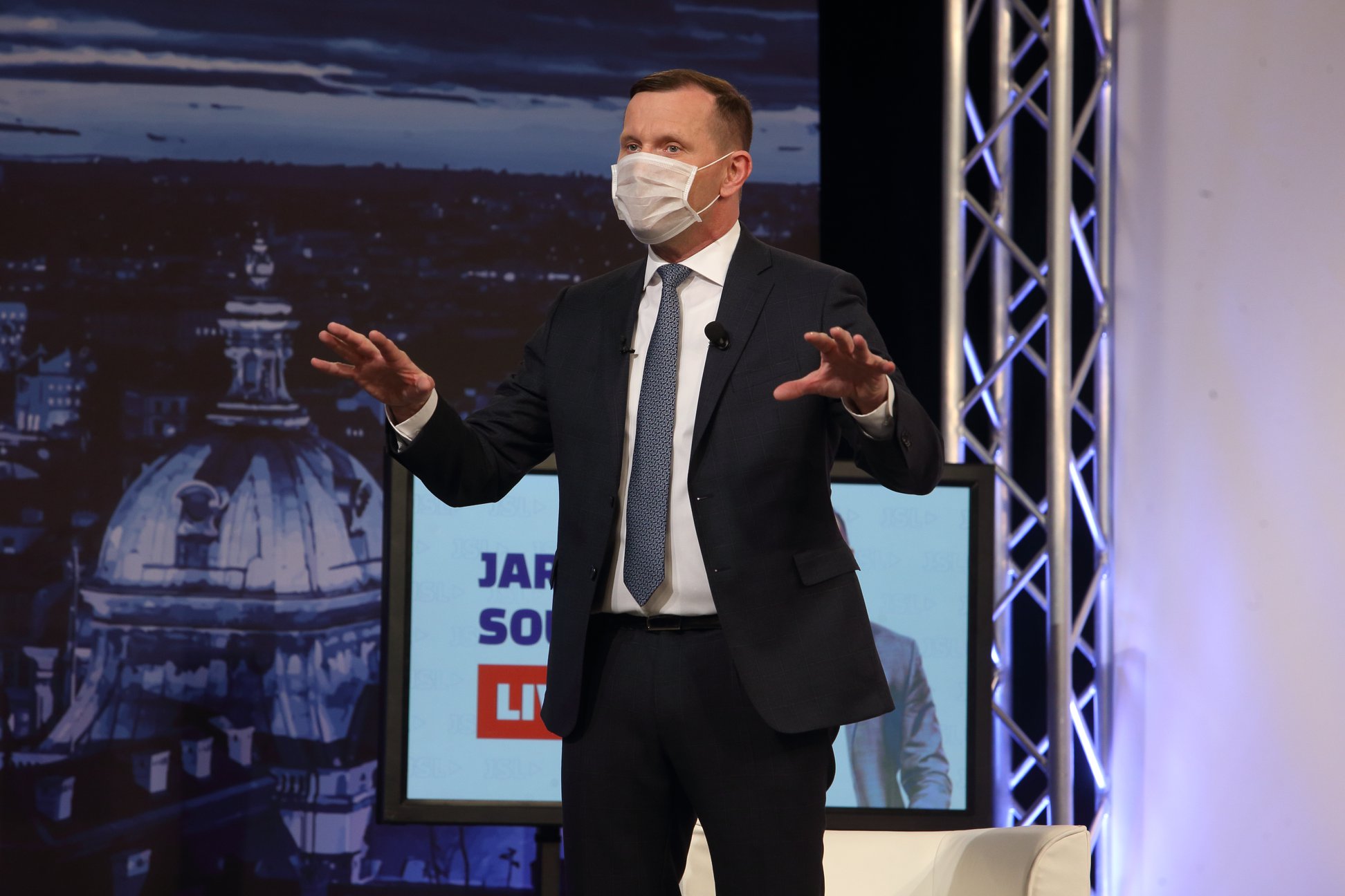 Jaromír Soukup: nakupujeme, jsme venku. No a co?!