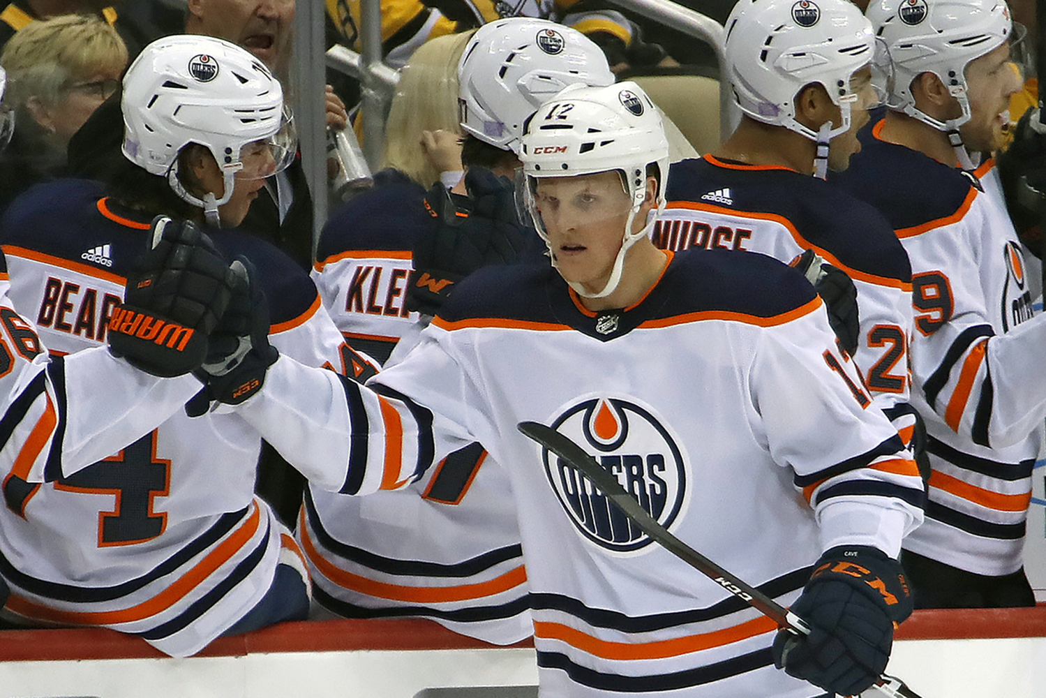 Zesnulý hokejista Edmontonu Colby Cave.