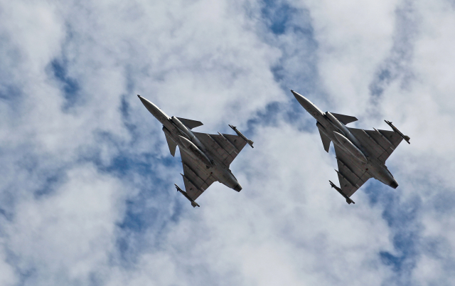 Letouny Jas-39 Gripen.
