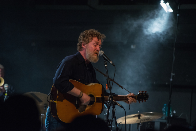 Irský hudebník Glen Hansard.