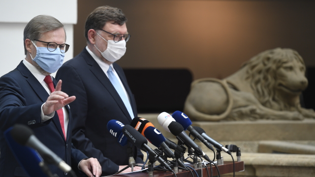 Petr Fiala (vlevo) a Zbyněk Stanjura.