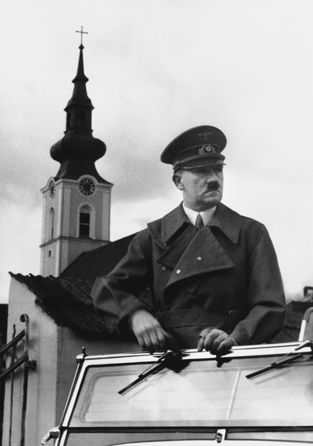 Adolf Hitler. 