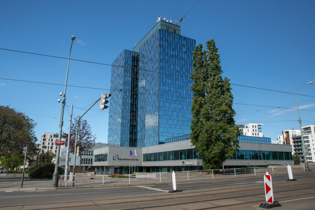 Budova NKÚ. 
