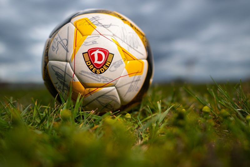 Bundesliga je zpět, začne se hrát v polovině května.