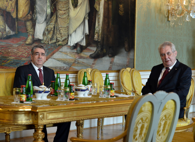 Alexander Zmejevský u Miloše Zemana.