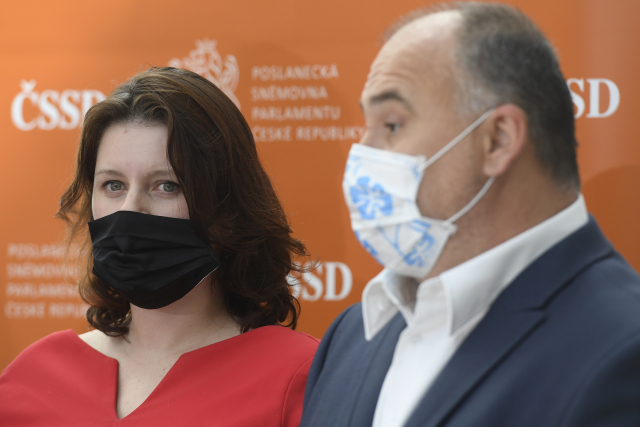Ministryně práce a sociálních věcí Jana Maláčová a poslanec Jan Birke.