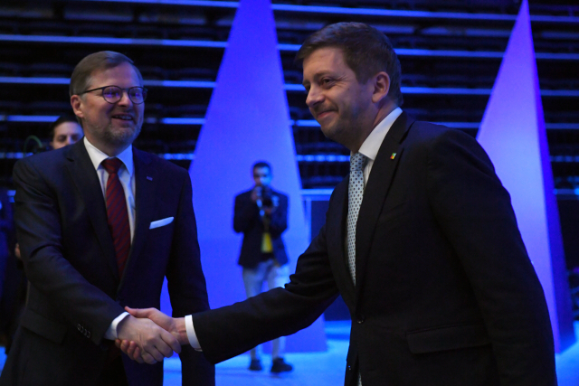 Petr Fiala (vlevo) a Vít Rakušan.