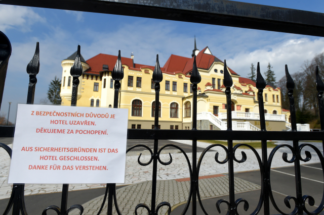 Mariánské Lázně. Lázeňské domy byly během koronavirové krize uzavřeny.