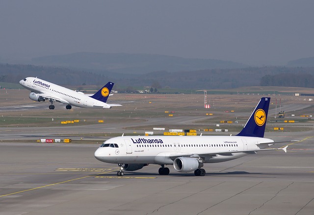 Letadla aerolinek Lufthansa.