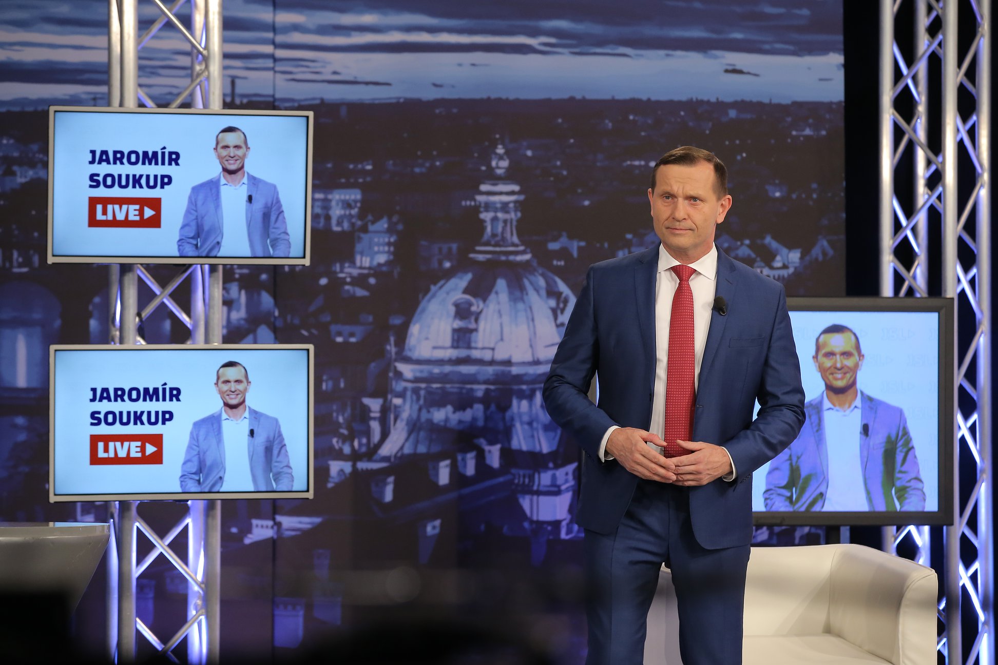 Jaromír Soukup: Průmysl padá. Následovat budou výpovědi.