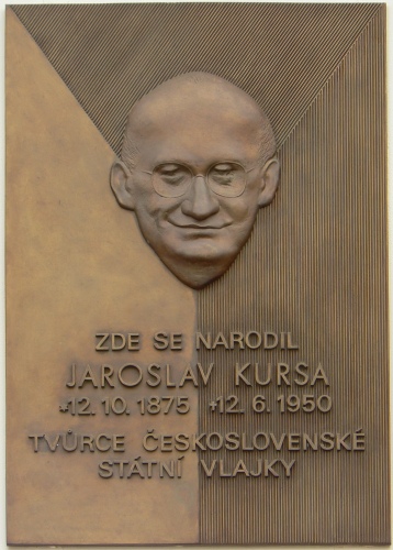 Pamětní deska v Blovicích, Kursově rodišti.