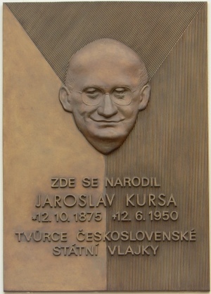Pamětní deska v Blovicích, Kursově rodišti.