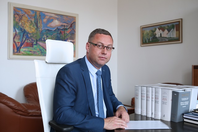 Pavel Zeman.