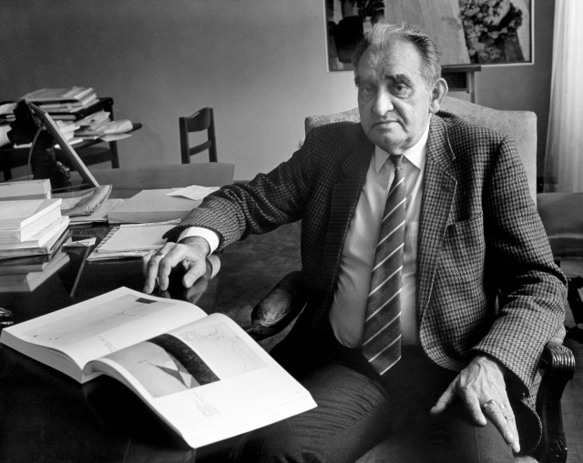 Profesor Jiří Kotalík.