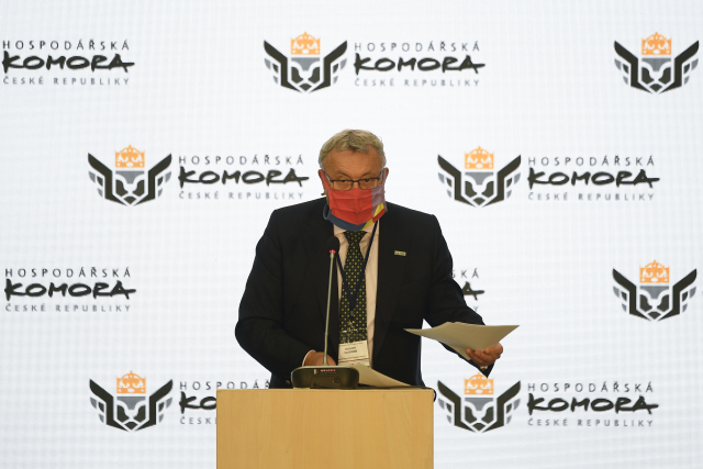 Vladimír Dlouhý.