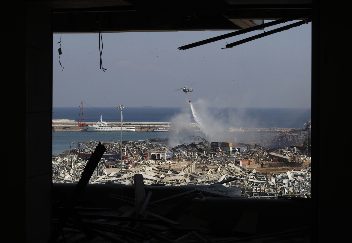 Libanon: Bejrút po ničivé explozi.