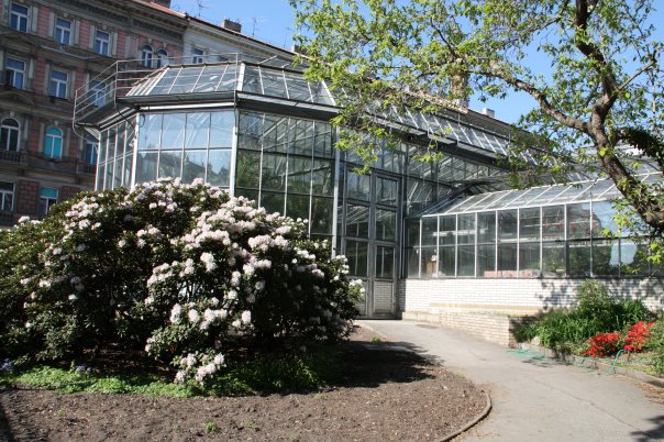 Botanická zahrada Přírodovědecké fakulty Univerzity Karlovy v Praze 2.