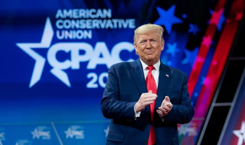 Twitter smazal další upravená videa od spojenců Trumpa.