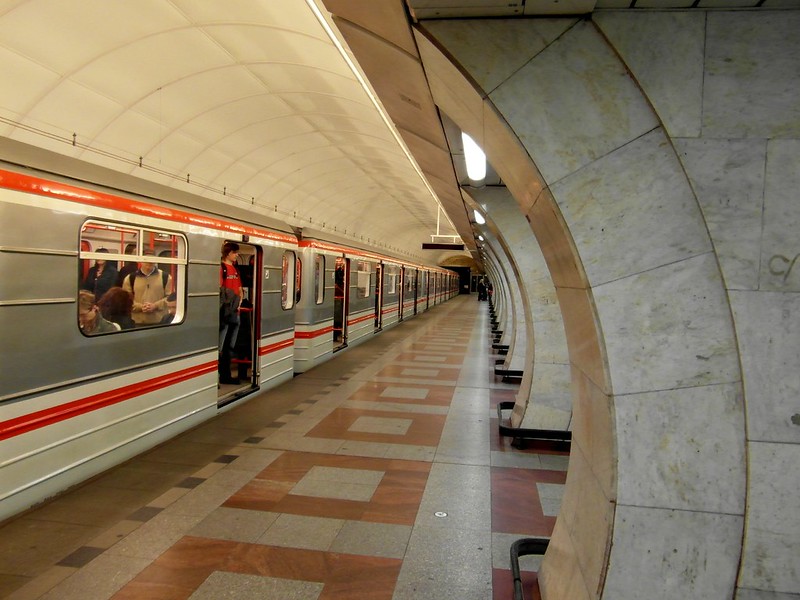Metro Anděl.