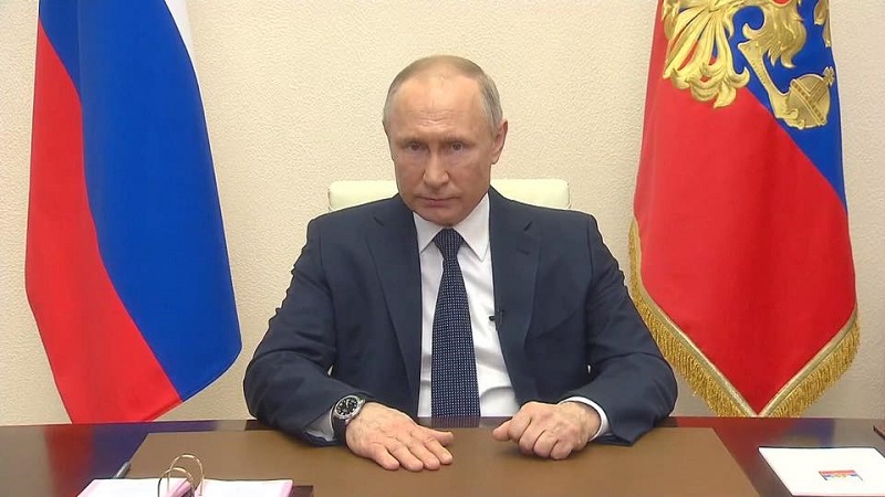 Putin kritizoval "bezprecedentní vnější tlak" na Bělorusko.