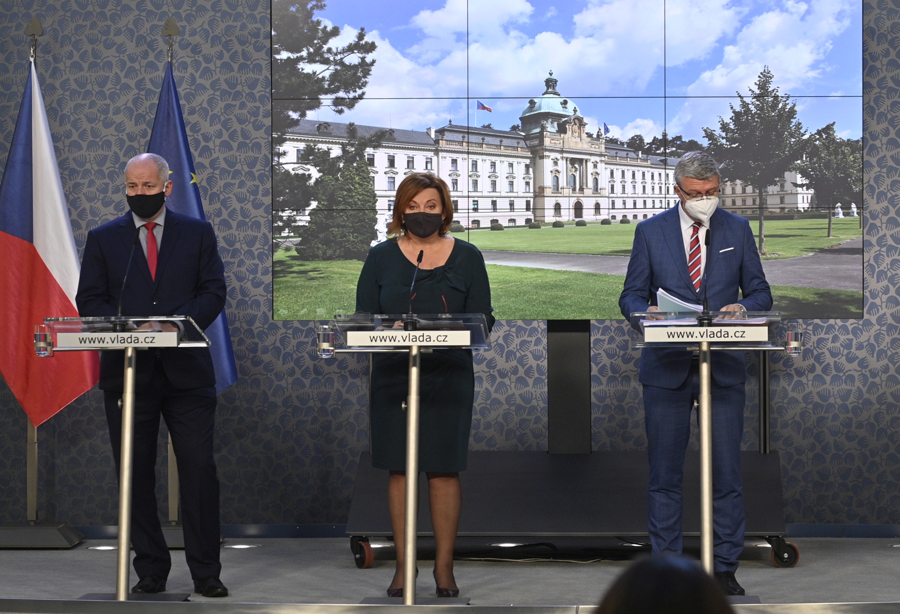 Tisková konference vlády ČR.