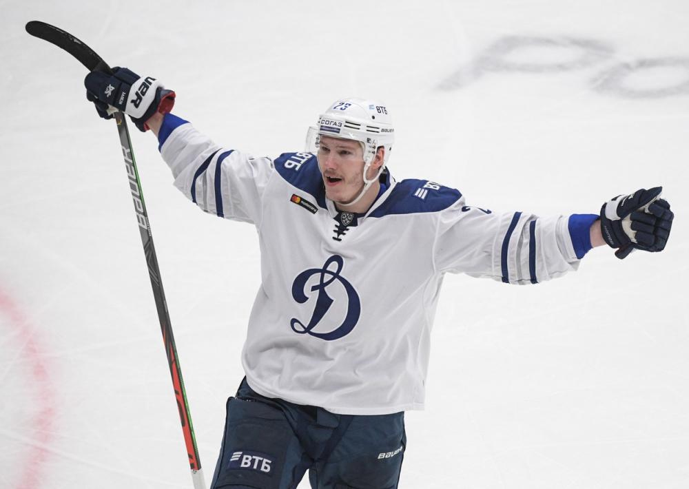 Dmitrij Jaškin v dresu Dynama Moskva předvádí skvělé výkony.