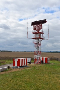 Primární přehledový radar.
