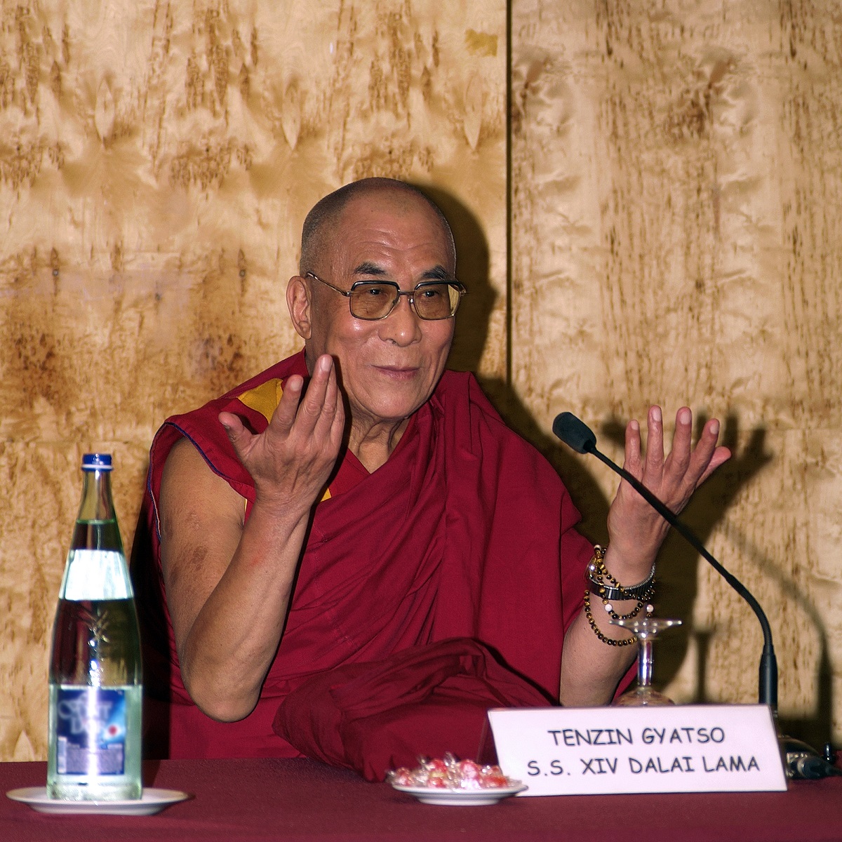 Dalajlama.