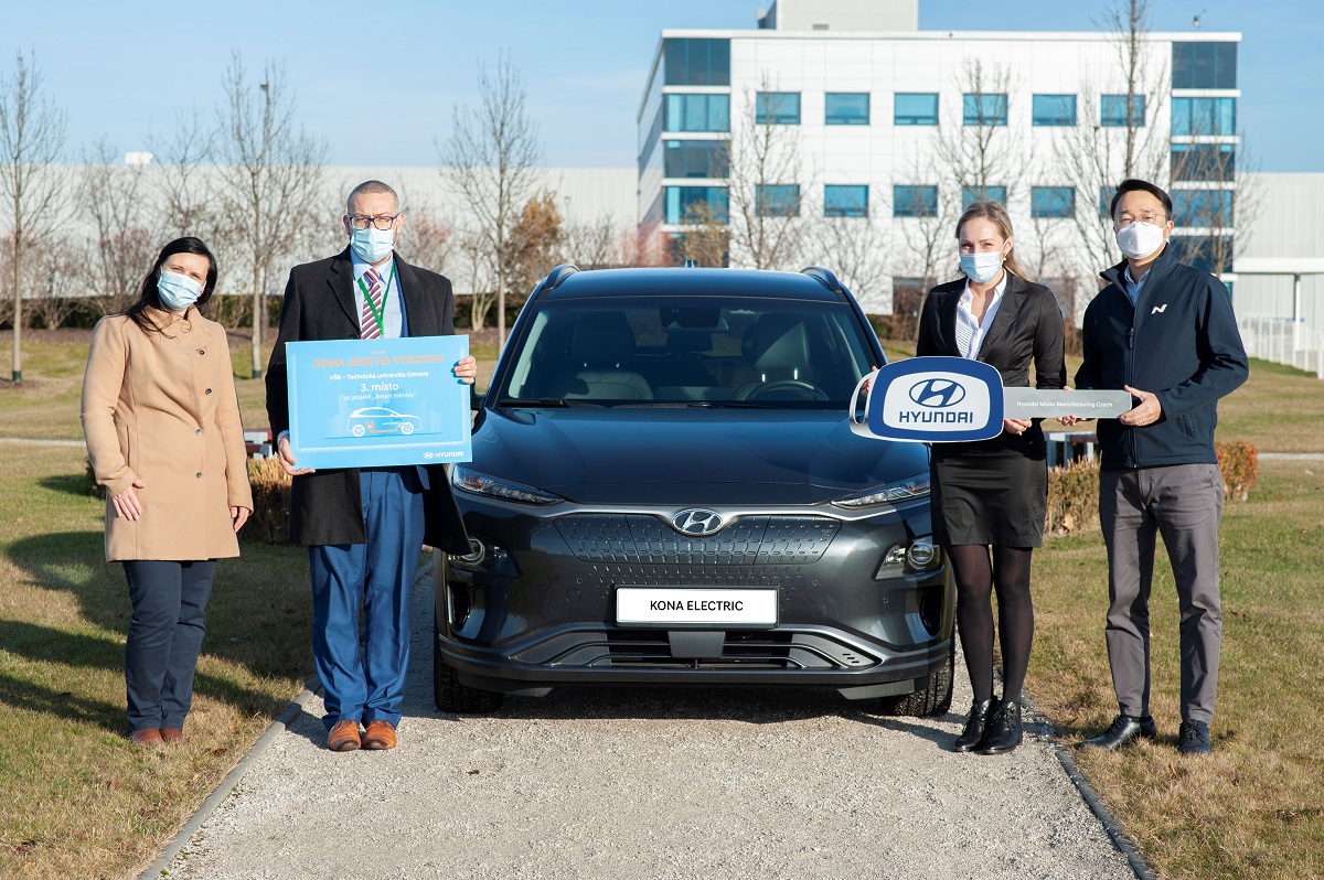Automobilka Hyundai vyzvala vysokoškoláky.