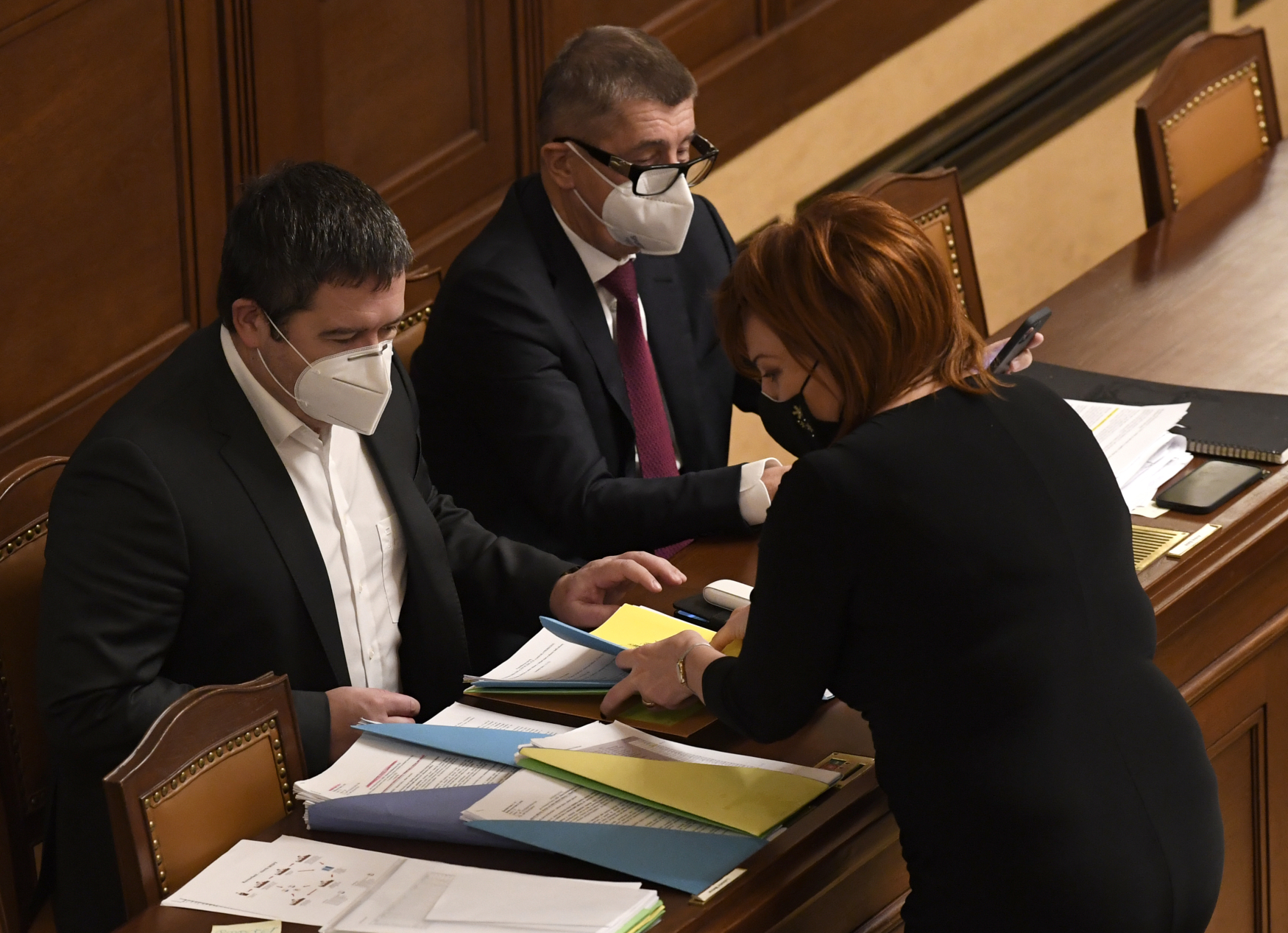 Porada premiéra s ministry.